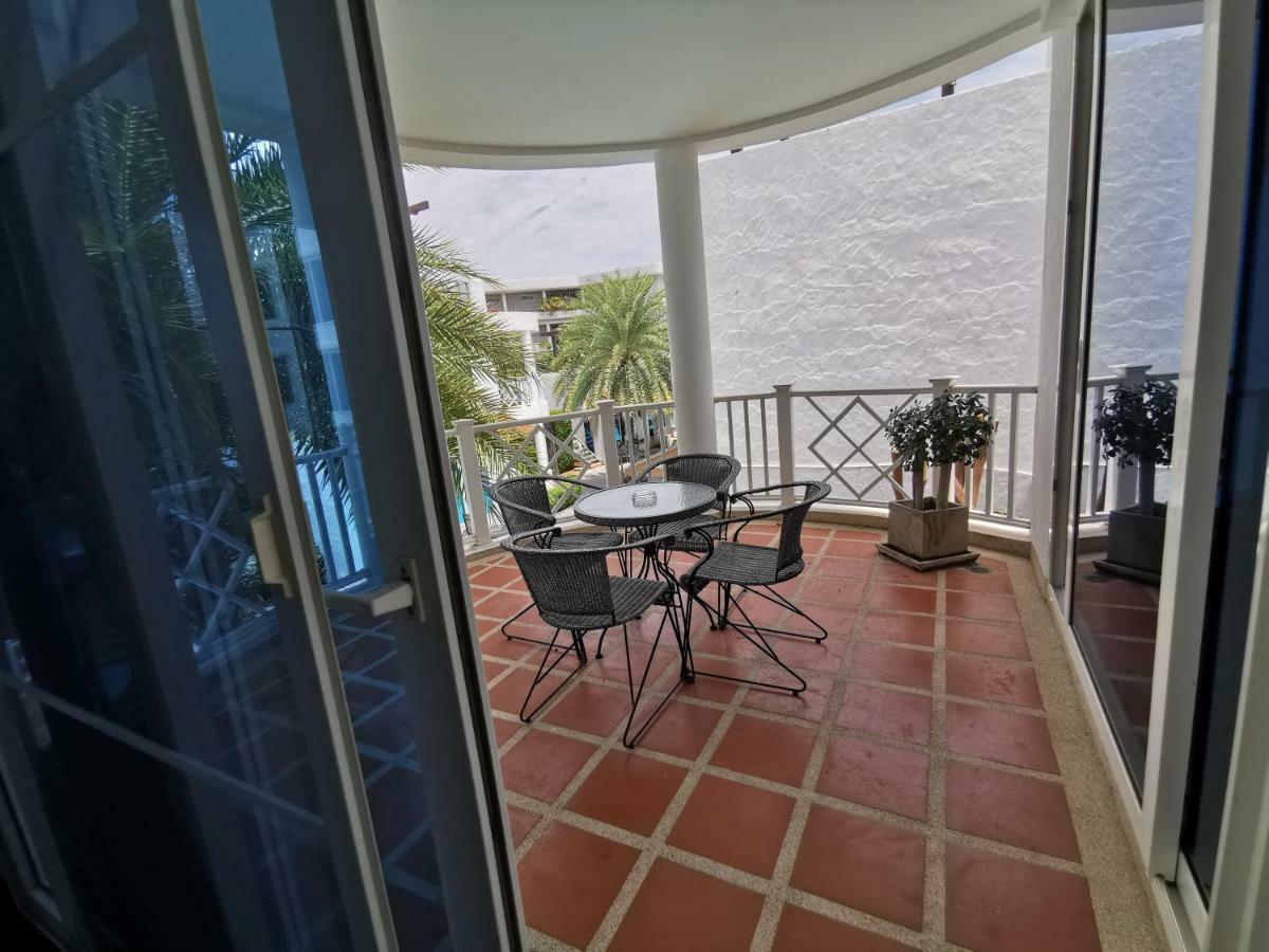 The Verona Villa Hua Hin Exterior photo