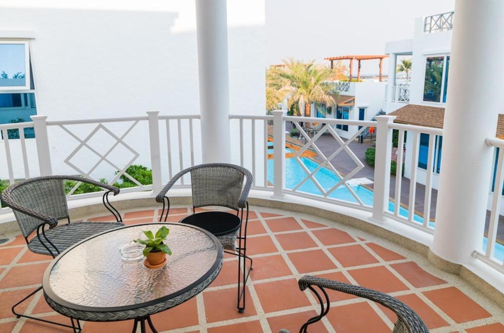 The Verona Villa Hua Hin Exterior photo